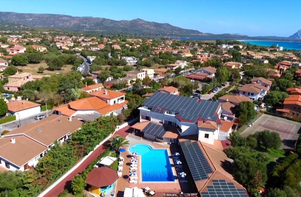 Hotel Zeta Club San Teodoro Le Rose Exterior foto